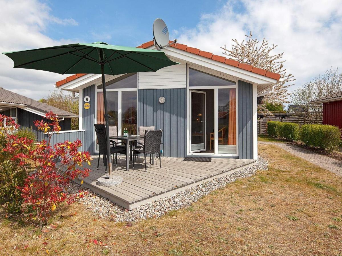4 Person Holiday Home In Grömitz Екстериор снимка